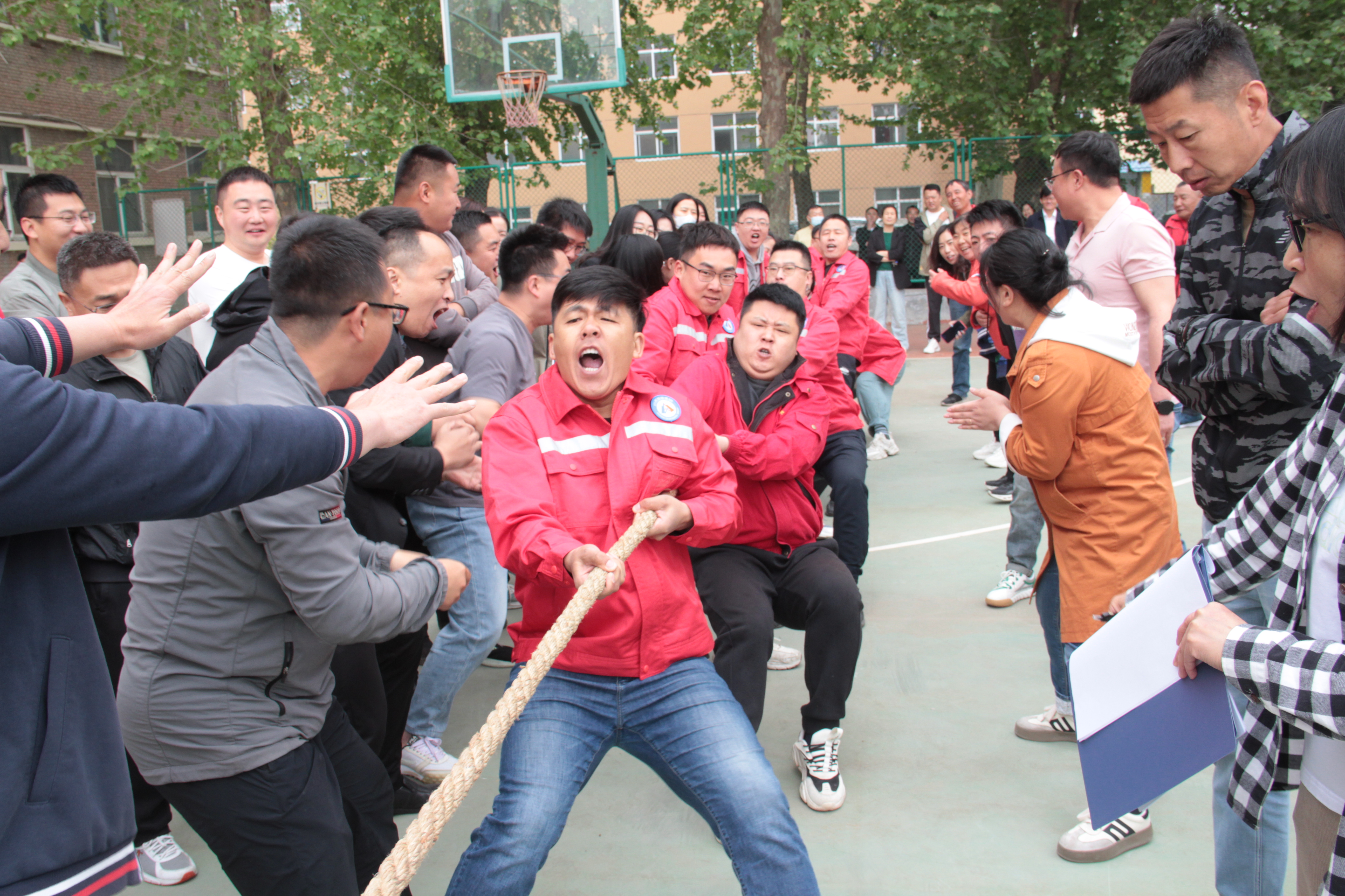 拔河.jpg